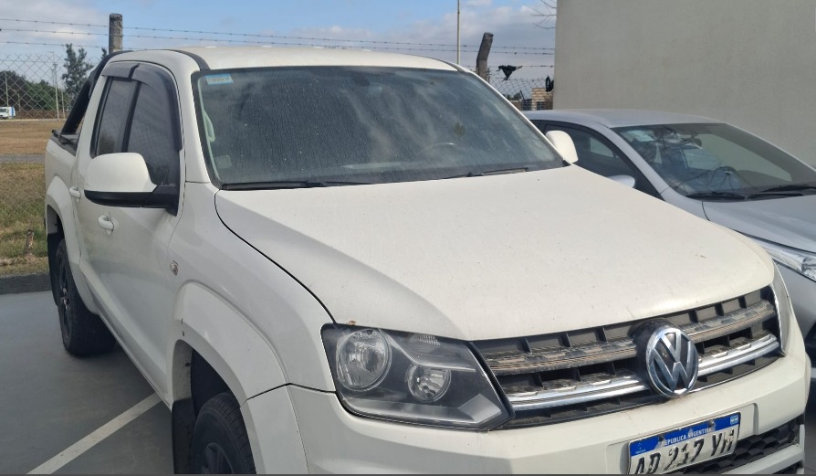 Volkswagen Amarok miniatura 2